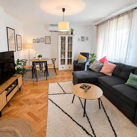 Appartamento Renoviran 3soban Stan U Novoj Varosi,banja Luka *
